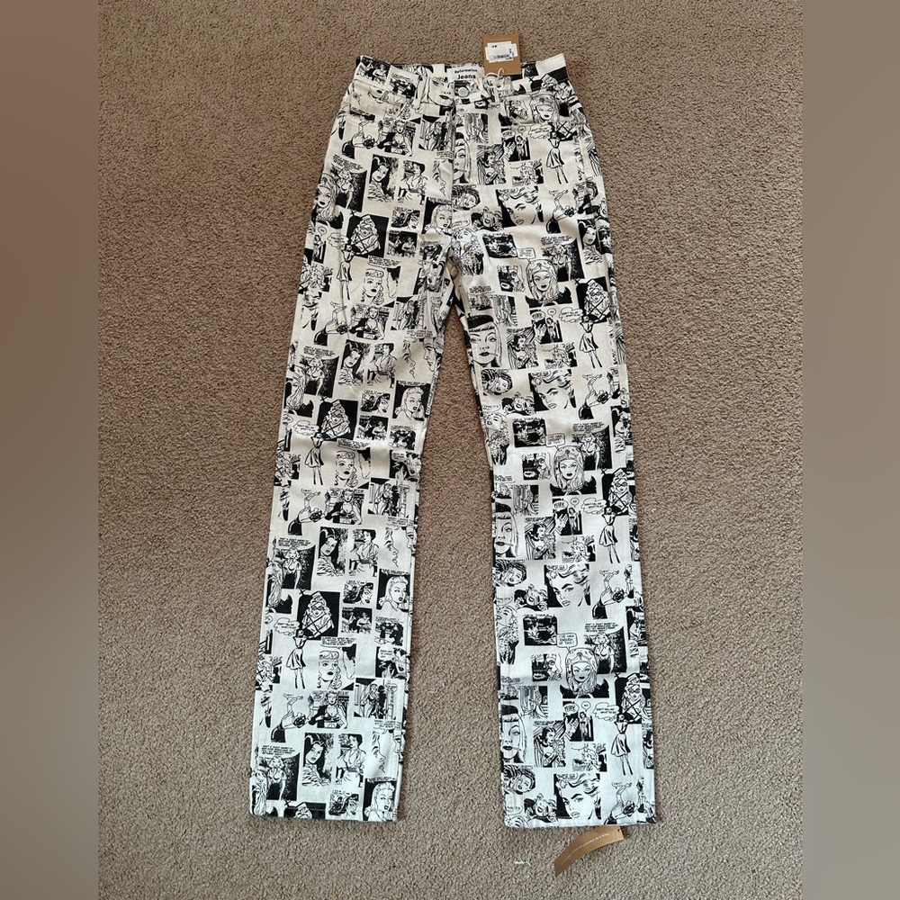 NWT Reformation Newsprint High Rise Straight Jeans in Comic size 25